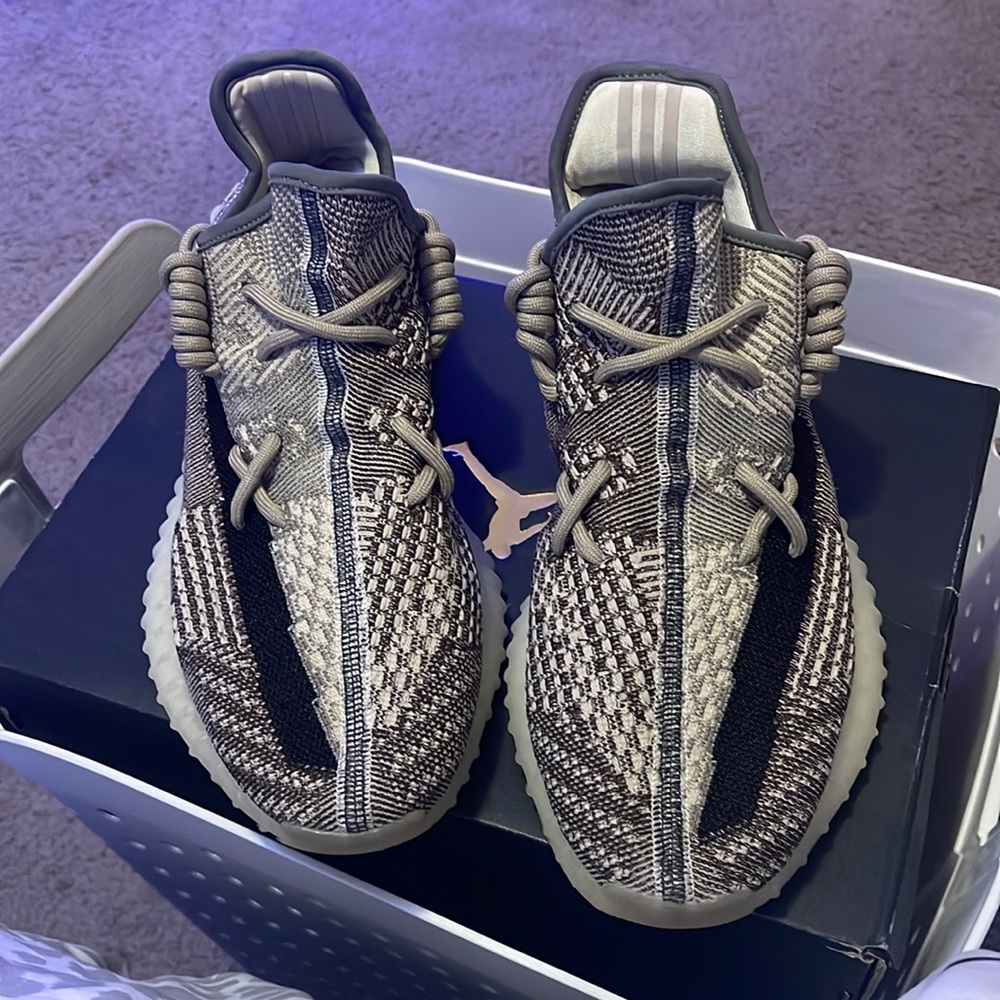 yeezy 350 Zyon